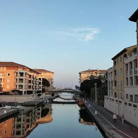 Apartment Beau Duplex A Port Frejus